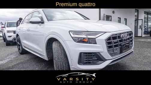 2022 Audi Q8 55 Premium