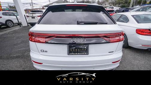 2022 Audi Q8 55 Premium