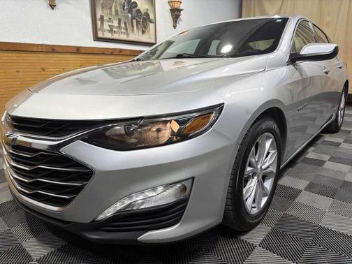 2022 Chevrolet Malibu FWD LT