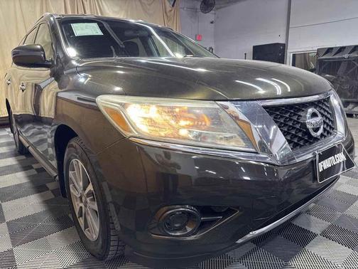 2016 Nissan Pathfinder S