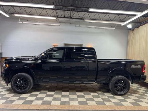 2020 RAM 2500 Limited Mega Cab 4X4 6'4' Box