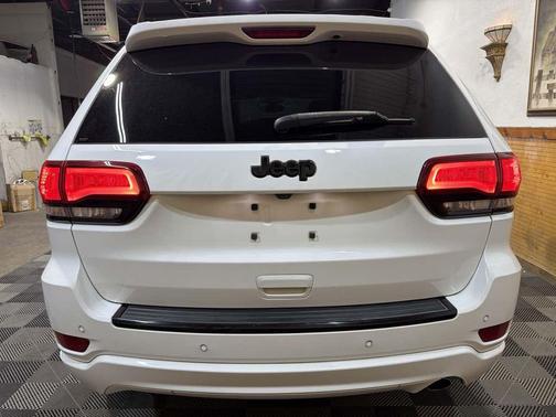 2017 Jeep Grand Cherokee Altitude