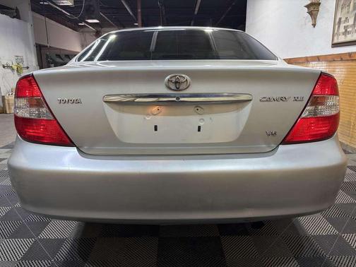 2003 Toyota Camry XLE V6