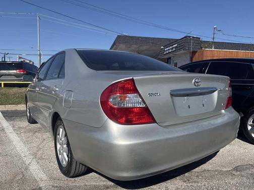 2003 Toyota Camry XLE V6