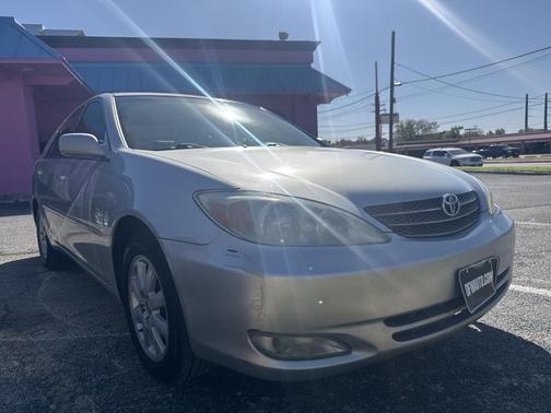 2003 Toyota Camry XLE V6