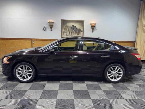 2010 Nissan Maxima SV