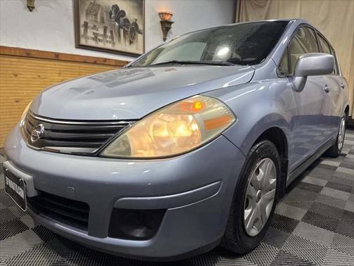 2011 Nissan Versa 1.8 S
