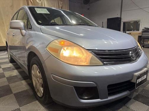 2011 Nissan Versa 1.8 S