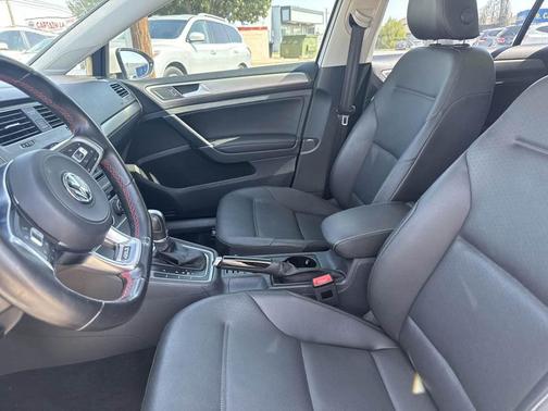 2016 Volkswagen Golf SportWagen TSI Limited Edition
