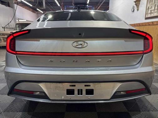 2021 Hyundai SONATA SE