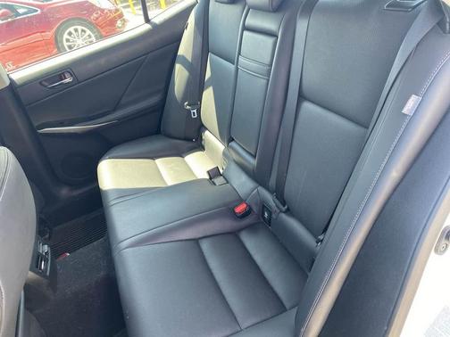 2016 Lexus IS 200t Base