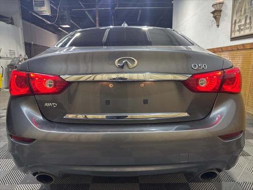 2014 INFINITI Q50 Premium
