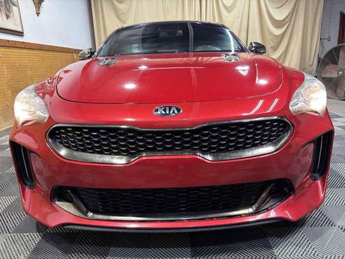 2021 Kia Stinger GT-Line