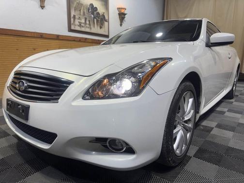 2013 INFINITI G37x Base