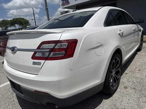 2013 Ford Taurus SHO