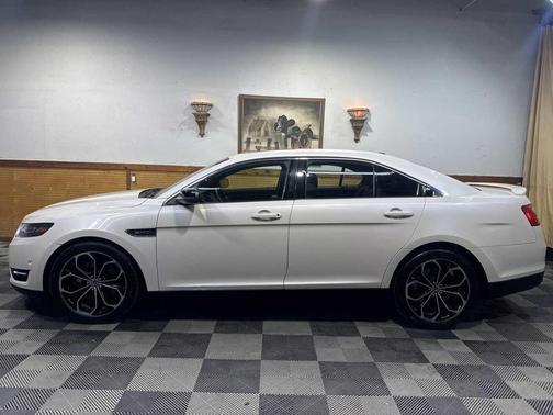 2013 Ford Taurus SHO