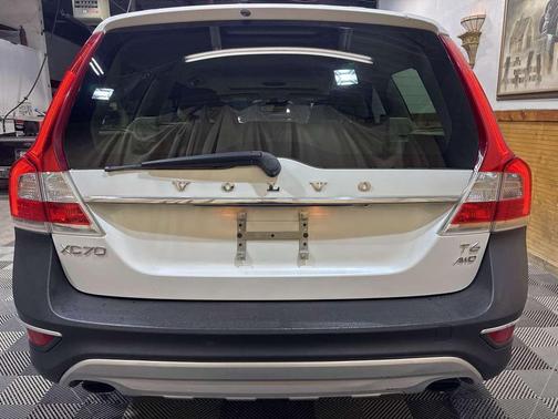 2015 Volvo XC70 T6 Platinum