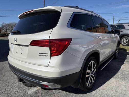 2017 Honda Pilot Touring