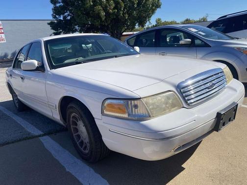 2002 Ford Crown Victoria LX