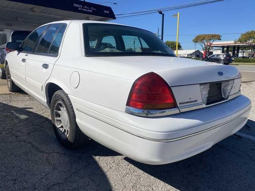 2002 Ford Crown Victoria LX