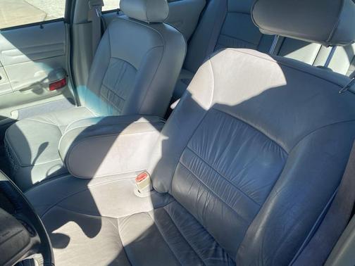 2002 Ford Crown Victoria LX