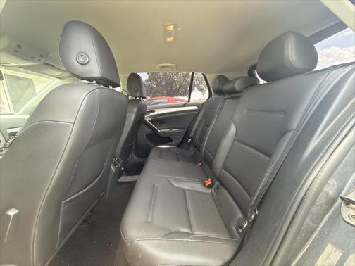 2015 Volkswagen Golf Auto TSI S