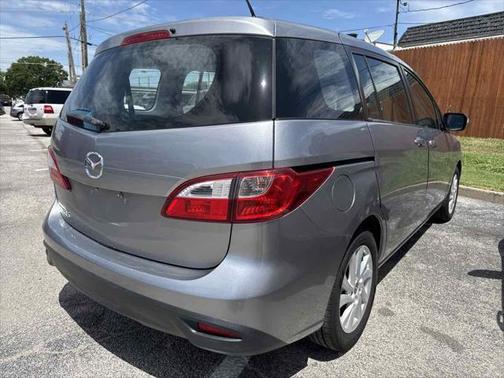 2013 Mazda Mazda5 Sport