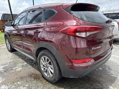 2017 Hyundai TUCSON SE