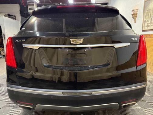 2018 Cadillac XT5 Platinum