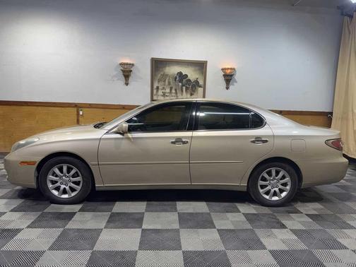 2004 Lexus ES 330 Base