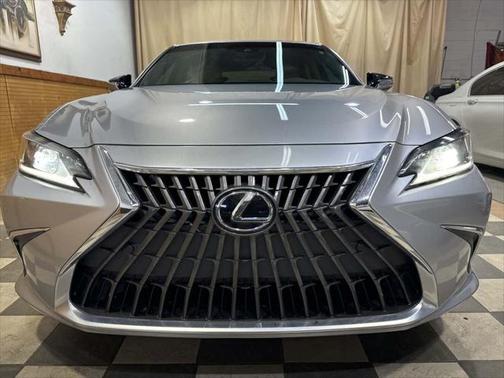 2022 Lexus ES 350 Base