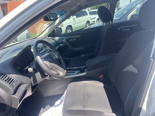 2014 Nissan Altima 2.5 SV