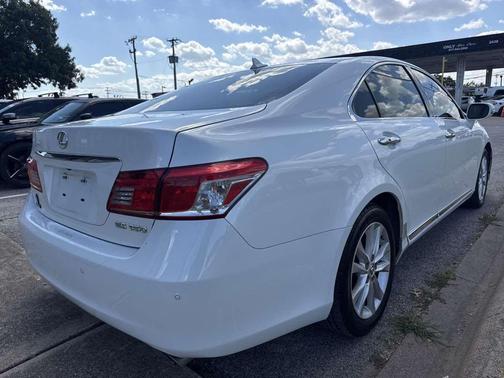 2011 Lexus ES 350 Base