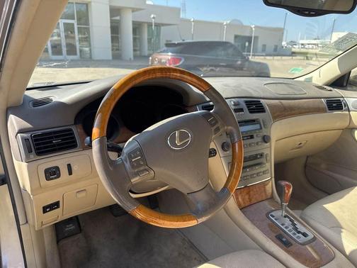 2005 Lexus ES 330 Base