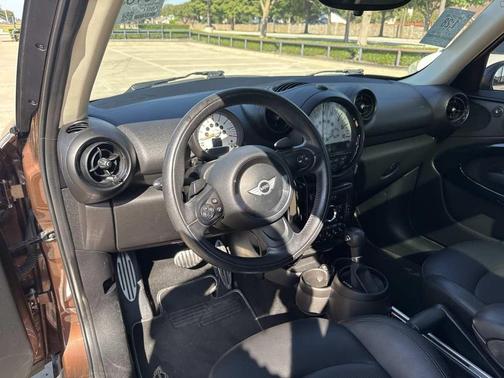 2013 MINI Paceman Cooper S
