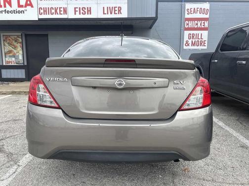 2017 Nissan Versa 1.6 SV