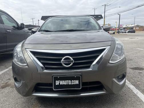 2017 Nissan Versa 1.6 SV