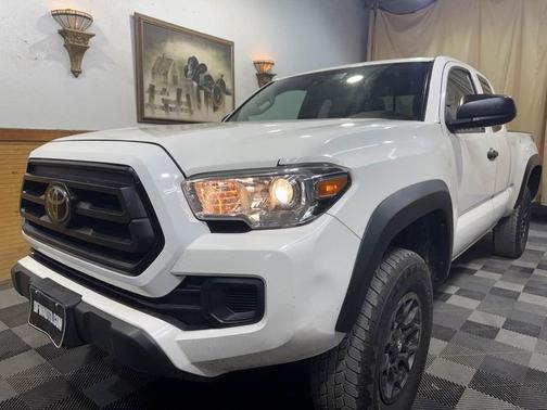 2020 Toyota Tacoma SR