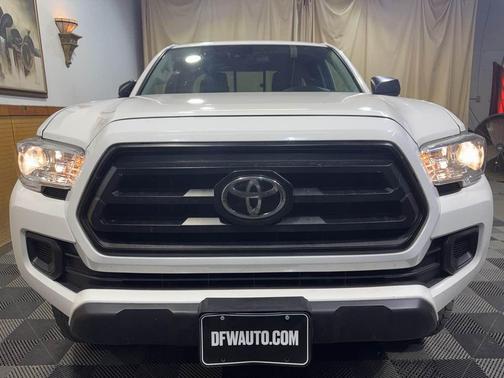 2020 Toyota Tacoma SR