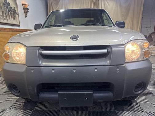 2003 Nissan Frontier XE Crew Cab