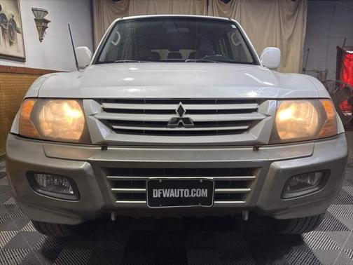 2002 Mitsubishi Montero Limited