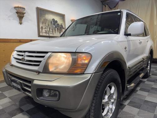 2002 Mitsubishi Montero Limited