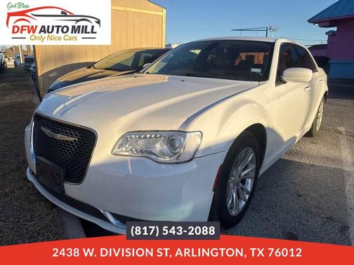 2017 Chrysler 300 Limited