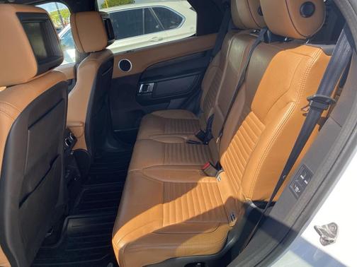 2017 Land Rover Discovery HSE LUXURY