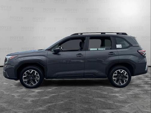 2025 Subaru Forester Base