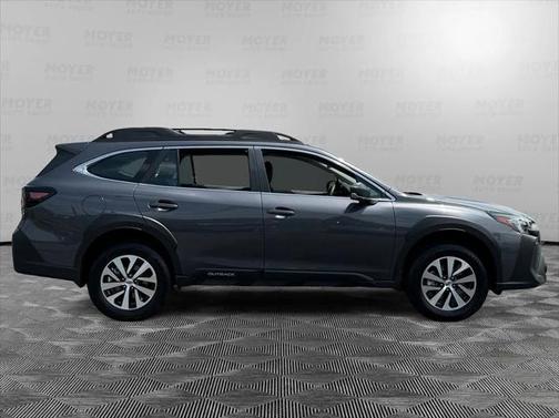 2025 Subaru Outback Base