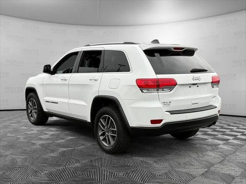 2019 Jeep Grand Cherokee Laredo