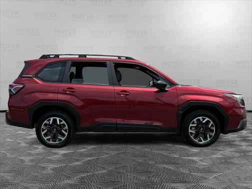 2025 Subaru Forester Base