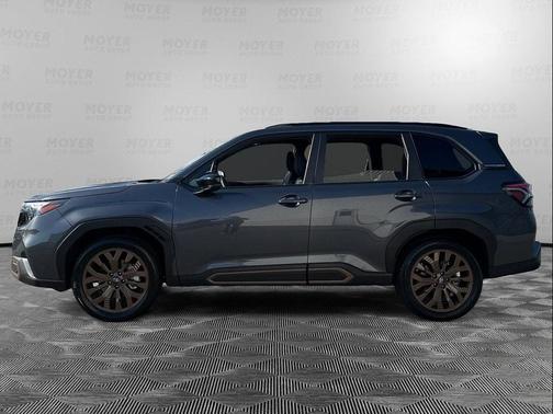 Magnetite Gray Metallic 2025 Subaru Forester Sport