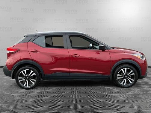 2020 Nissan Kicks SV